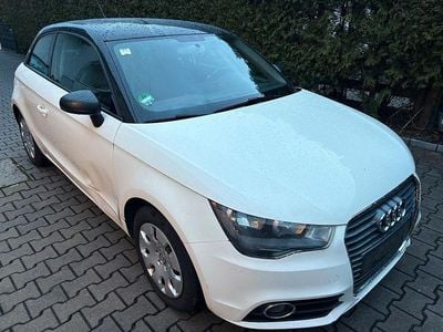 Gebraucht Audi A1 Attraction 86 PS (63 kW) 2011 Weiß Kleinwagen