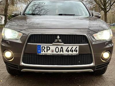 Gebraucht Mitsubishi Outlander Inform 177 PS (130 kW) 2011 SUV
