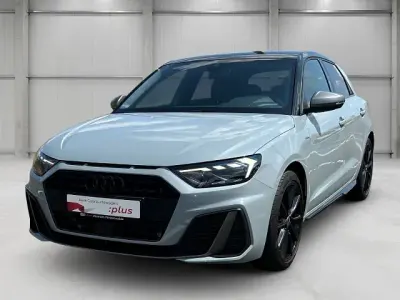 Gebraucht Audi A1 Sportback S-Line 150 PS (110 kW) 2023 Pfeilgrau perleffekt Kleinwagen