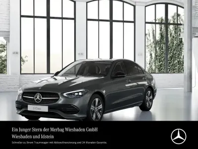 Gebraucht Mercedes C300 Avantgarde 265 PS (194 kW) 2024 Grau Limousine