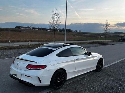 Gebraucht Mercedes 250 287 PS (211 kW) 2018 Weiß Coupé