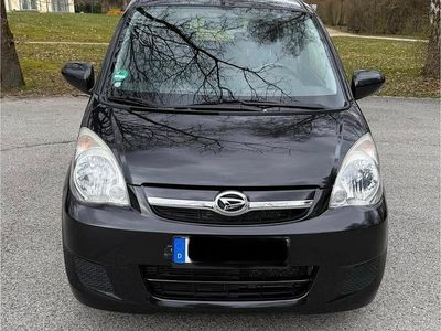 Gebraucht Daihatsu Cuore 69 PS (50 kW) 2008 Schwarz Kleinwagen
