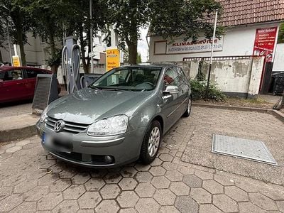 VW Golf V