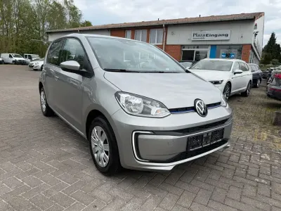 Occasion VW e-up! 61 kW (83 ch) 2022 Argent Citadine