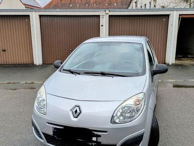 Gebraucht Renault Twingo Authentique 58 PS (42 kW) 2009 Silber Kleinwagen