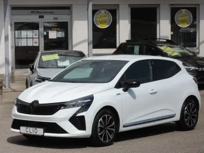 Gebraucht Renault Clio V Techno 143 PS (105 kW) 2025 Weiß Limousine