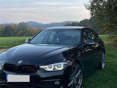 BMW 330e