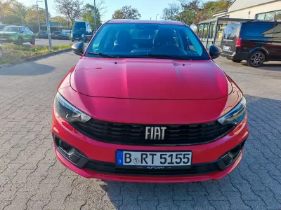 Gebraucht Fiat Tipo City Life 101 PS (74 kW) 2022 Rot Limousine