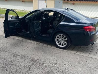 Gebraucht BMW 523 204 PS (150 kW) 2010 Blau Limousine