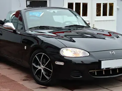 Gebraucht Mazda MX5 110 PS (80 kW) 2004 Schwarz Cabrio