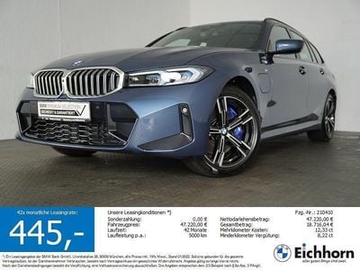 Arctic race blue metallic Gebraucht 2024 BMW 330e M Sport Kombi | 46.890 € (Guter Preis)