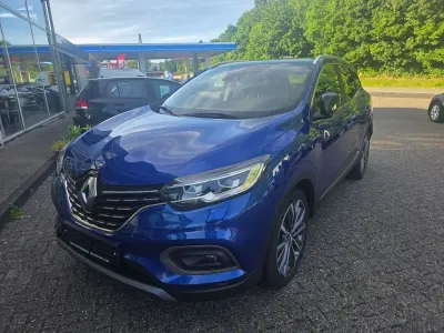 Gebraucht Renault Kadjar Bose Edition 159 PS (116 kW) 2019 Blau SUV