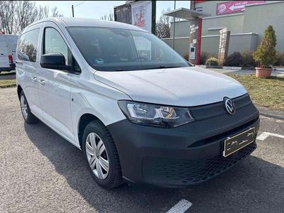 Gebraucht VW Caddy Basis 114 PS (83 kW) 2021 Candyweiß Van / Kleinbus