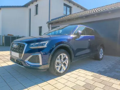 Gebraucht Audi Q2 Advanced Plus 150 PS (110 kW) 2024 Blau SUV
