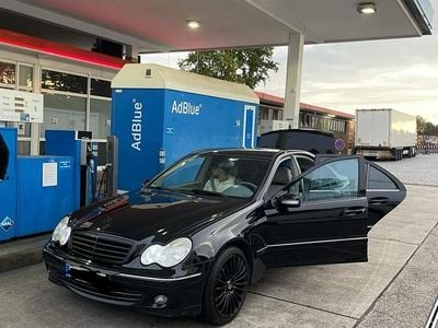 Usata Mercedes C200 Avantgarde 122 CV (89 kW) 2005 Nero Berlina
