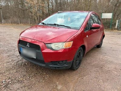 Gebraucht Mitsubishi Colt 95 PS (69 kW) 2009 Rot Kleinwagen