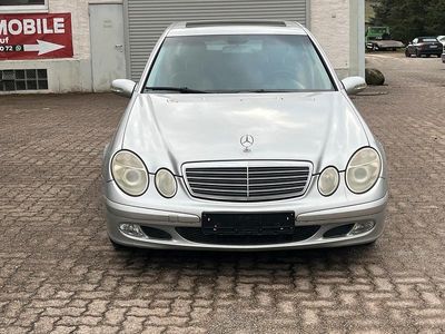 Gebraucht Mercedes E200 122 PS (89 kW) 2004 Silber Limousine