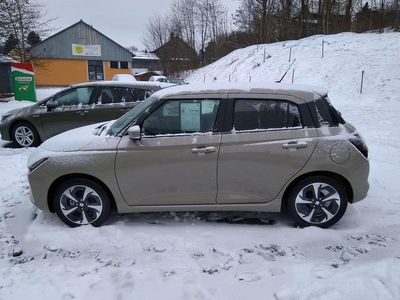 Usata Suzuki Swift Comfort+ 83 CV (61 kW) 2025 Bianco Berlina