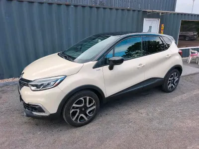Gebraucht Renault Captur Bose Edition 118 PS (86 kW) 2018 Andere farben SUV