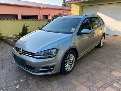 gebraucht VW Golf VII Variant 4Motion Allrad Xenon Scheckheftgepflegt