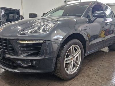 Porsche Macan S