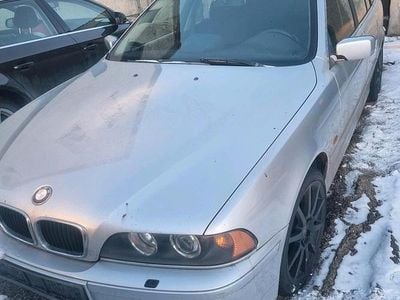 Usata BMW 525 163 CV (119 kW) 2003 Argento Station wagon