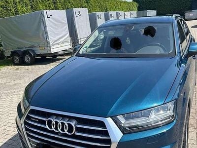 Blau Gebraucht 2019 Audi Q7 SUV | 39.000 € (Fairer Preis)