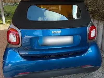 Gebraucht Smart ForTwo Electric Drive 60 kW (82 PS) 2018 Blau Cabrio
