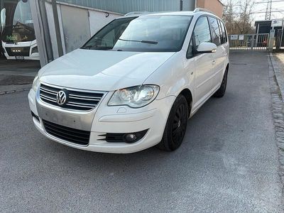 Gebraucht VW Touran Highline 140 PS (102 kW) 2007 Weiß Van / Kleinbus