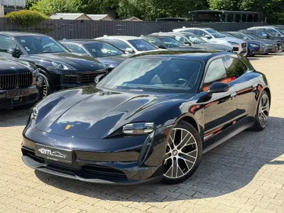 Gebraucht Porsche Taycan Sport Turismo 300 kW (408 PS) 2023 Schwarz Limousine