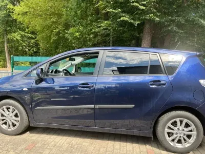 Gebraucht Toyota Verso Edition 147 PS (108 kW) 2011 Blau Van / Kleinbus