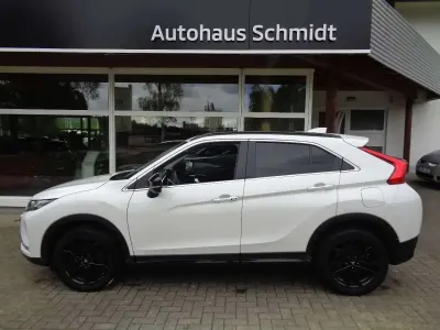 Gebraucht Mitsubishi Eclipse Cross Active 148 PS (108 kW) 2019 Perlmuttweiß SUV