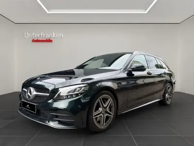 Gebraucht Mercedes C300 AMG line 245 PS (180 kW) 2019 Grün Limousine