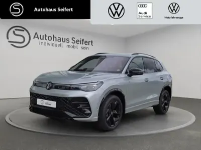 Neu VW Tiguan R-line 204 PS (150 kW) 2026 Silber SUV