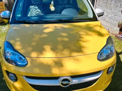 Usata Opel Adam Glam 87 CV (63 kW) 2014 Giallo Utilitaria