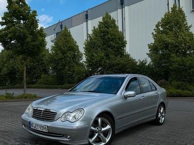 Mercedes C270