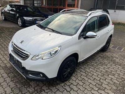 Weiß Gebraucht 2015 Peugeot 2008 Business-Line SUV | 5.600 € (Fairer Preis)