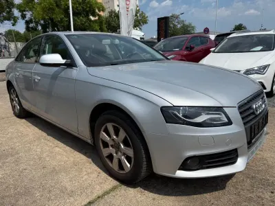 Gebraucht Audi A4 Ambiente 120 PS (88 kW) 2011 Silber Limousine