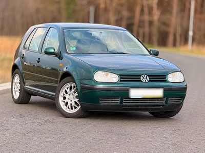 Gebraucht VW Golf IV 75 PS (55 kW) 1998 Grün Kleinwagen