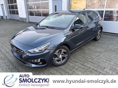 Gebraucht Hyundai i30 Edition 30 120 PS (88 kW) 2021 Blau Limousine