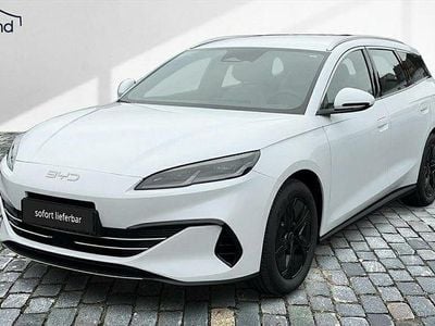 Weiß Neu 2025 BYD Seal Boost Limousine | 32.970 € (Guter Preis)