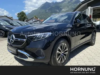 Gebraucht Mercedes GLC220 197 PS (144 kW) 2025 Metalliclack obsidianschwarz SUV