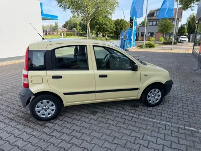Gebraucht Fiat Panda 54 PS (39 kW) 2009 Gelb Kleinwagen