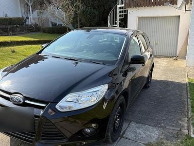 Second-hand Ford Focus SYNC Edition 125 CP (91 kW) 2013 Negru Break
