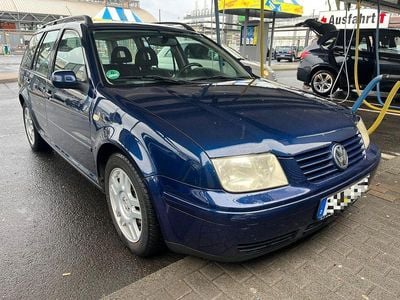 Blau Gebraucht 2000 VW Bora Kombi | 690 € (Guter Preis)