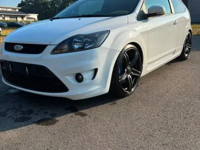 Gebraucht Ford Focus ST 226 PS (166 kW) 2009 Weiß Coupé