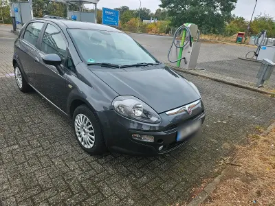 Gebraucht Fiat Punto Evo 65 PS (47 kW) 2011 Grau Kleinwagen