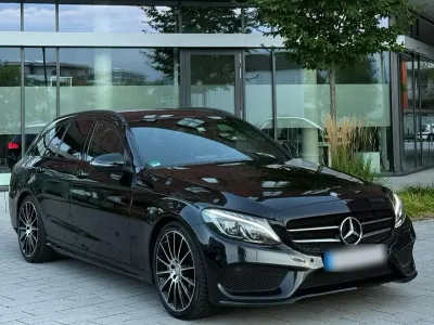 Gebraucht Mercedes C250 AMG line 204 PS (150 kW) 2015 Schwarz Kombi