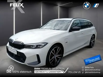 Gebraucht BMW 320e M Sport 204 PS (150 kW) 2023 Weiß Kombi