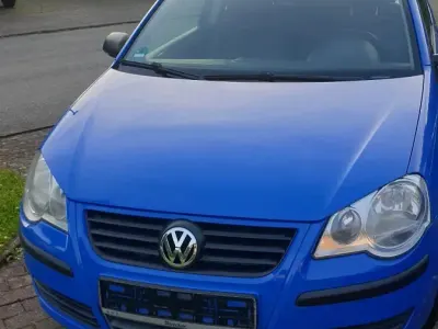 Gebraucht VW Polo 60 PS (44 kW) 2009 Blau Kleinwagen